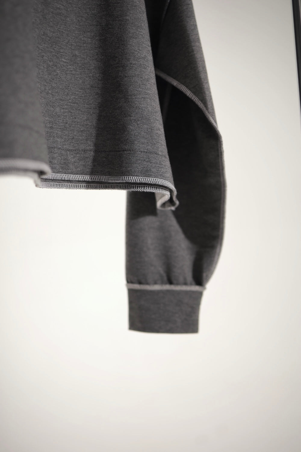 Ensemble de survêtement gris anthracite en coton femme 2 pièces – coutures apparentes et style oversize
