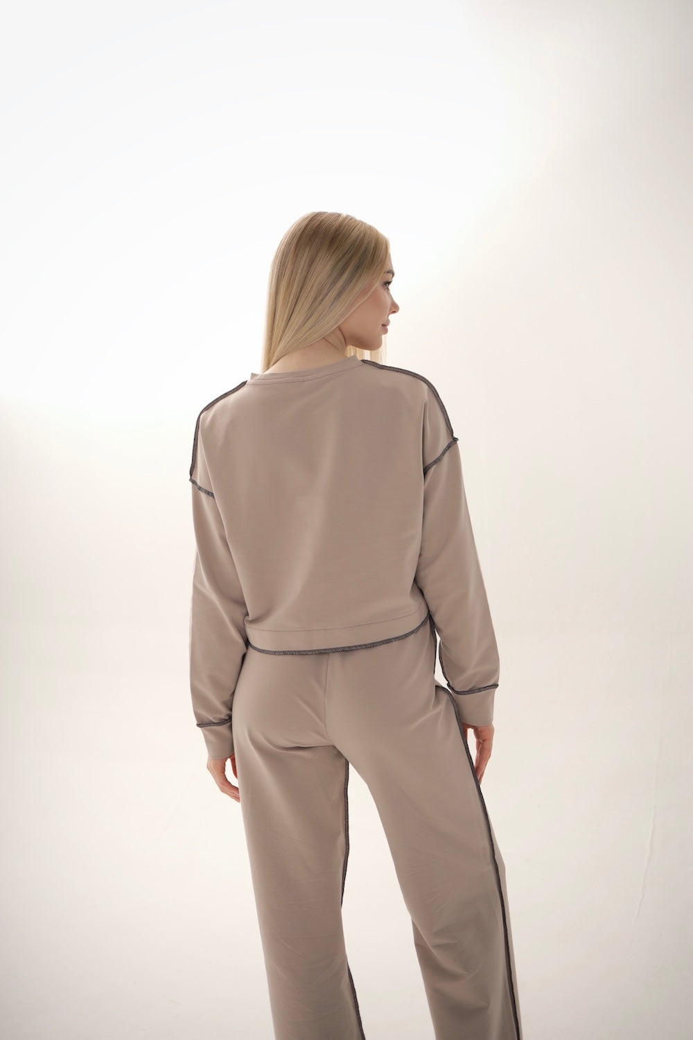 Ensemble de survêtement beige en coton femme 2 pièces – coutures apparentes et style oversize