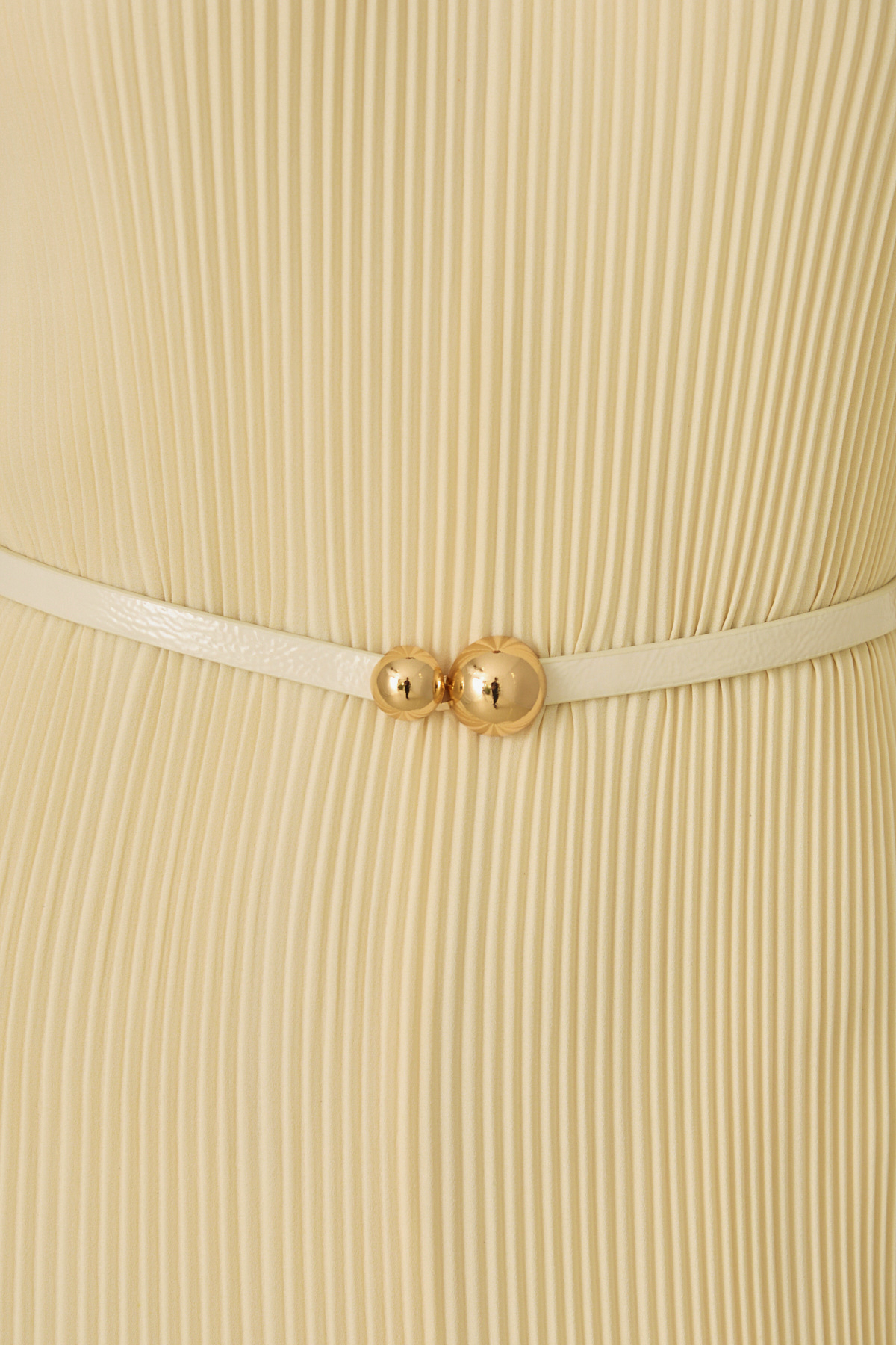 Butter yellow pleated midi dress with high neckline – sleeveless, thin belt, and ruffled hem