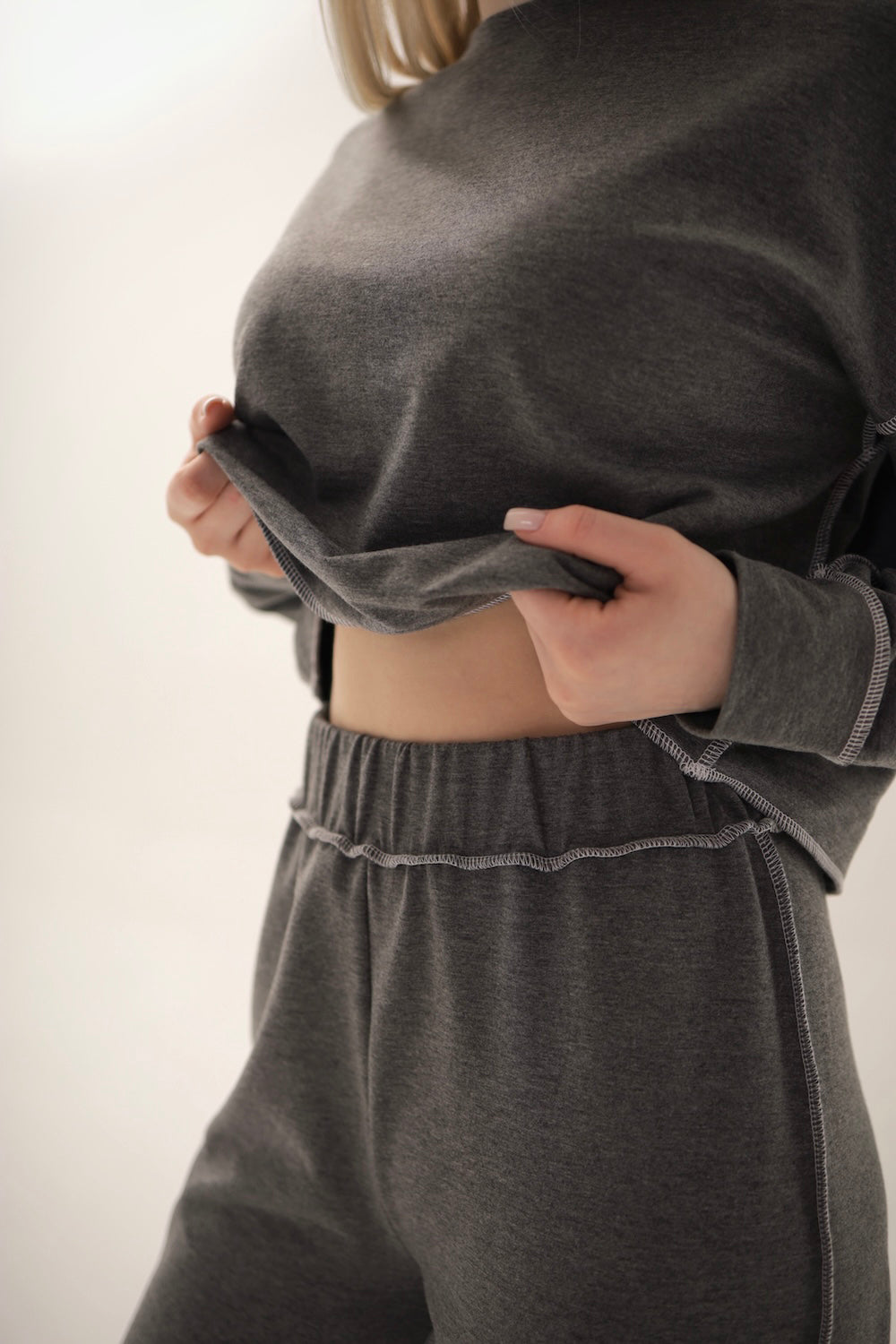 Ensemble de survêtement gris anthracite en coton femme 2 pièces – coutures apparentes et style oversize
